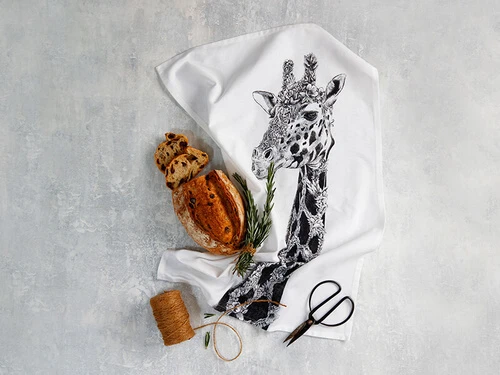 Marini Ferlazzo Tea Towel 50x70cm African Giraffe 2 Marini Ferlazzo Tea Towel 50x70cm African Giraffe - Image 2